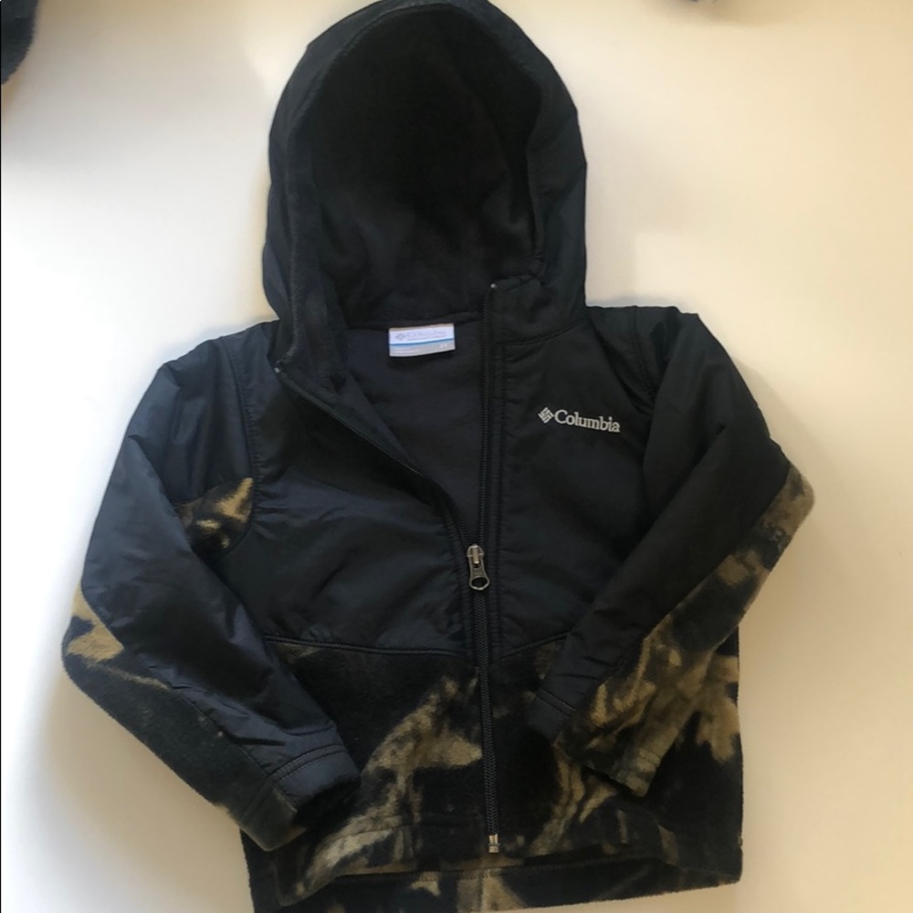 Columbia boys zip up hooded jacket